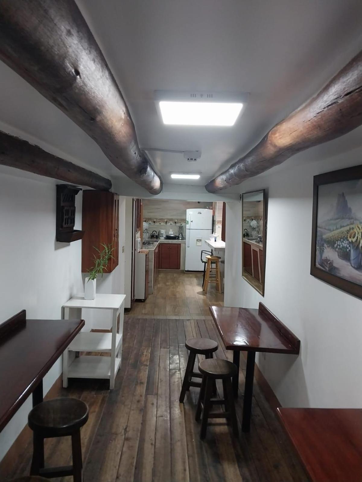 Hostal Benalcazar Кито Екстериор снимка